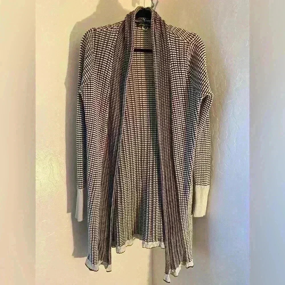 Eddie Bauer Navy and cream 100% Cotton Cardigan Women’s size Medium